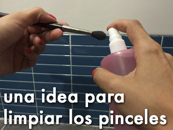 Una idea para limpiar los pinceles